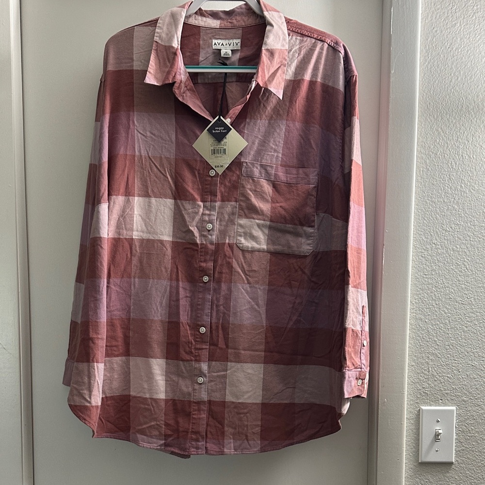NWT Ava & Viv Woman’s  Casual Plaid Shirt